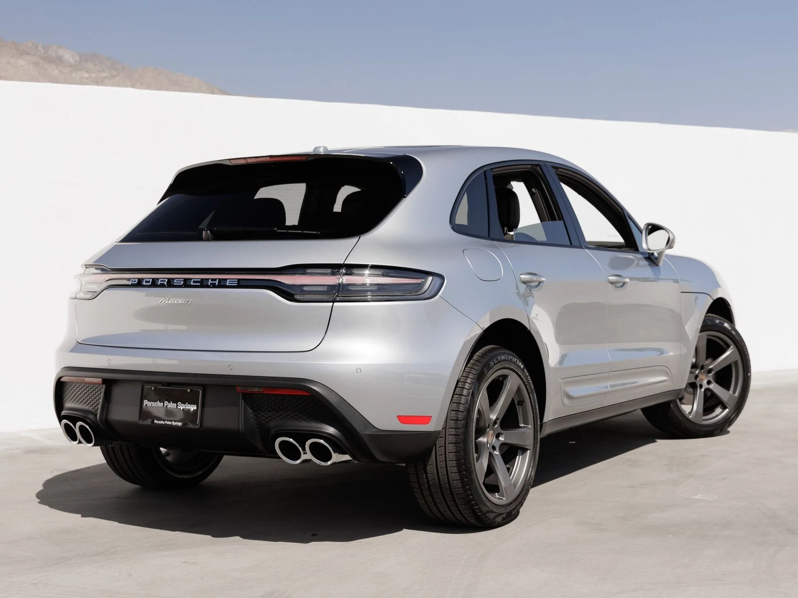 2026 Porsche Macan (95B), 7/20