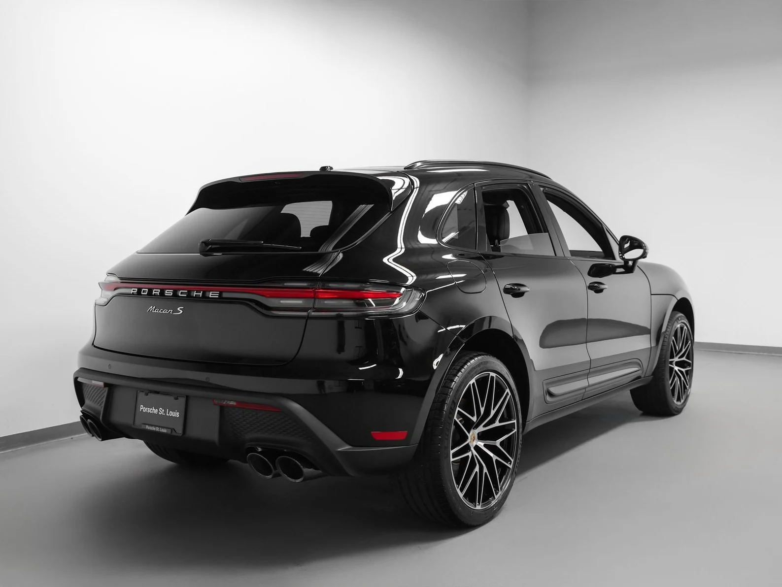 2026 Porsche Macan S (95B), 11/20