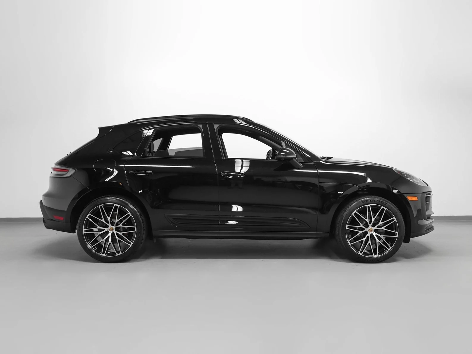 2026 Porsche Macan S (95B), 12/20