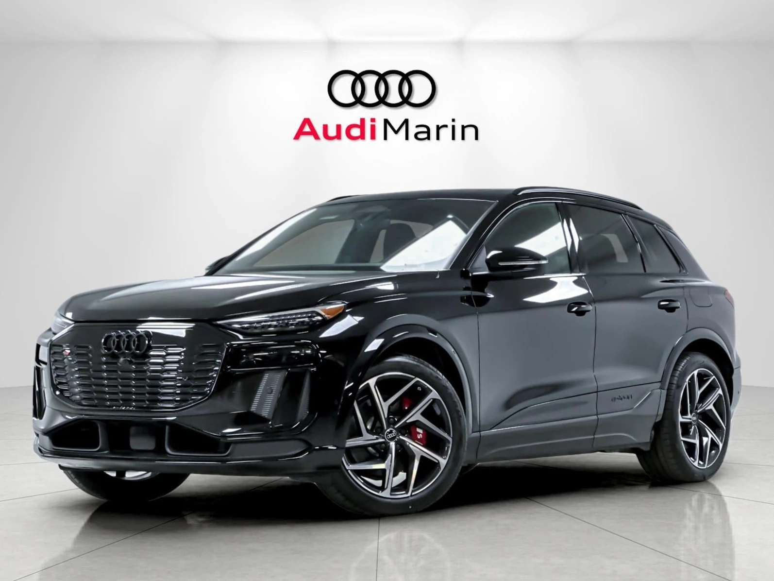 Audi SQ6 e-tron Premium Plus · Mythos Black Metallic · Indigo Auto Group