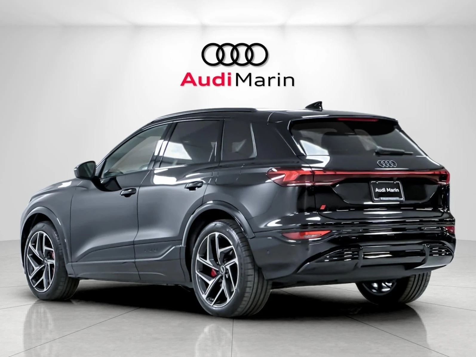 2027 Audi SQ6 e-tron Premium Plus, 3/20