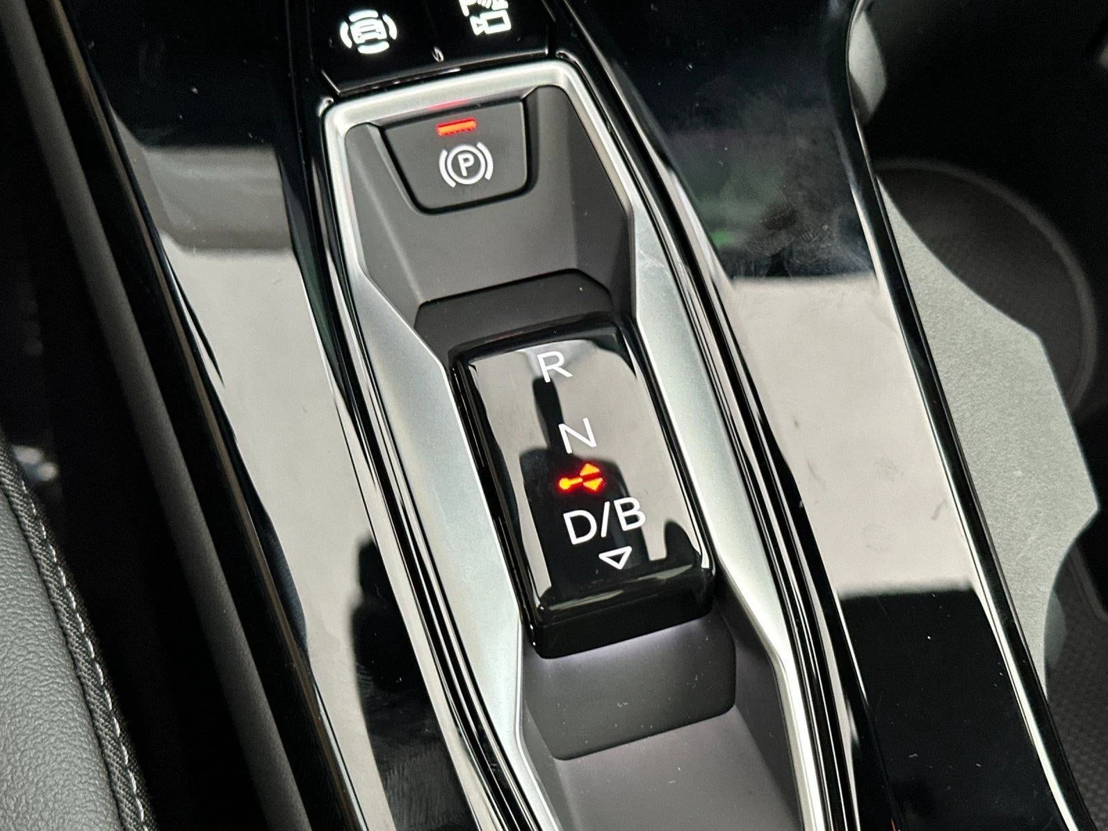 2027 Audi SQ6 e-tron Premium Plus, 20/20