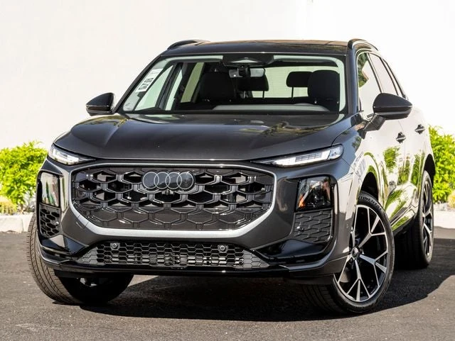 Audi Q3 S line quattro (FJ) · Daytona Gray Pearl Effect · Indigo Auto Group