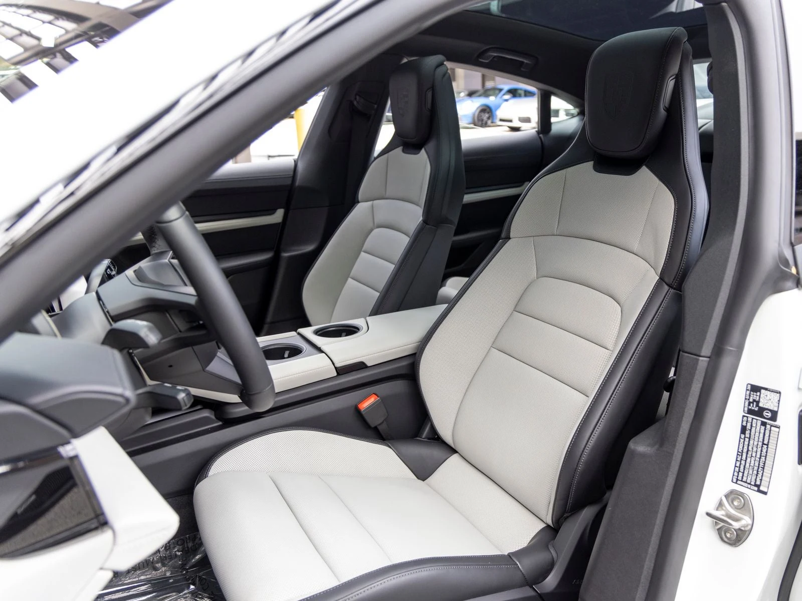 2026 Porsche Taycan 4 Black Edition (2025 Update), 5/20