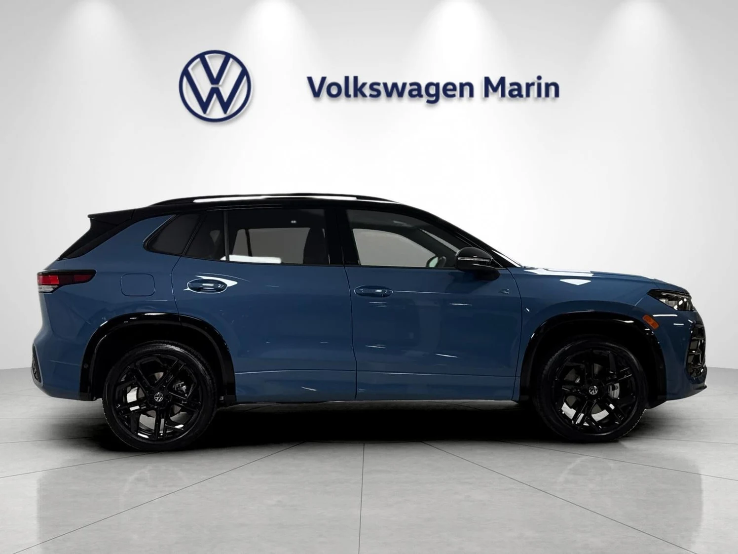 2026 Volkswagen Tiguan SE R-Line Black (3rd Generation North America), 6/20