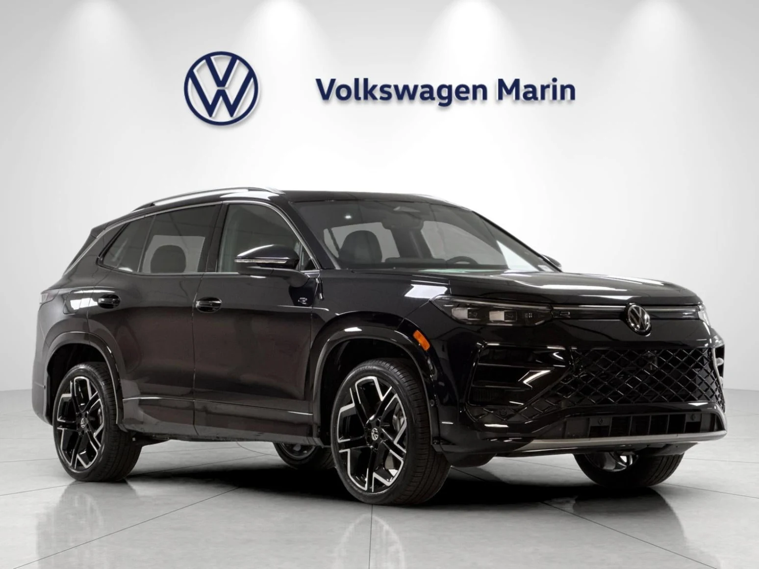 2026 Volkswagen Tiguan SEL R-Line Turbo (3rd Generation North America), 7/20