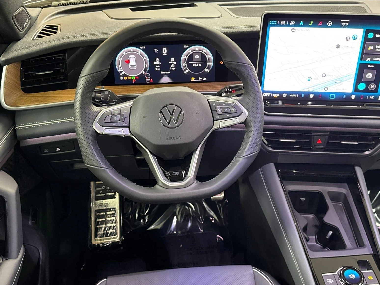 2026 Volkswagen Tiguan SEL R-Line Turbo (3rd Generation North America), 13/20