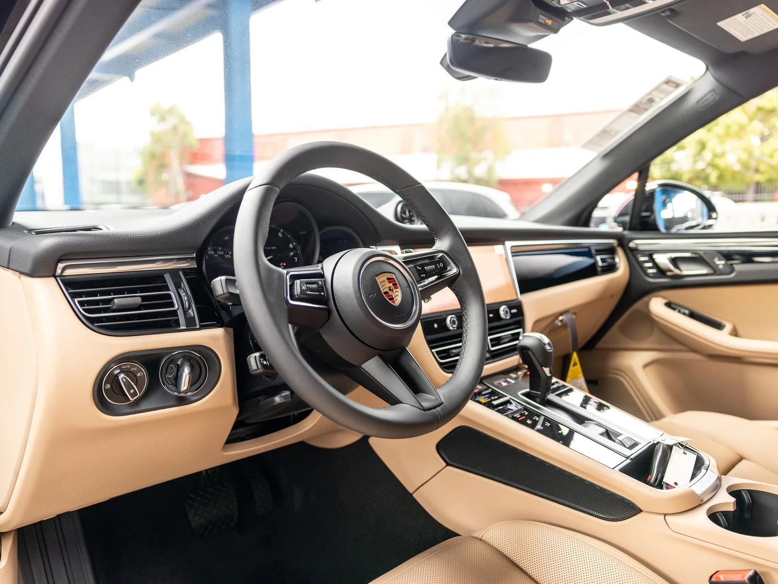 2026 Porsche Macan (95B), 4/20