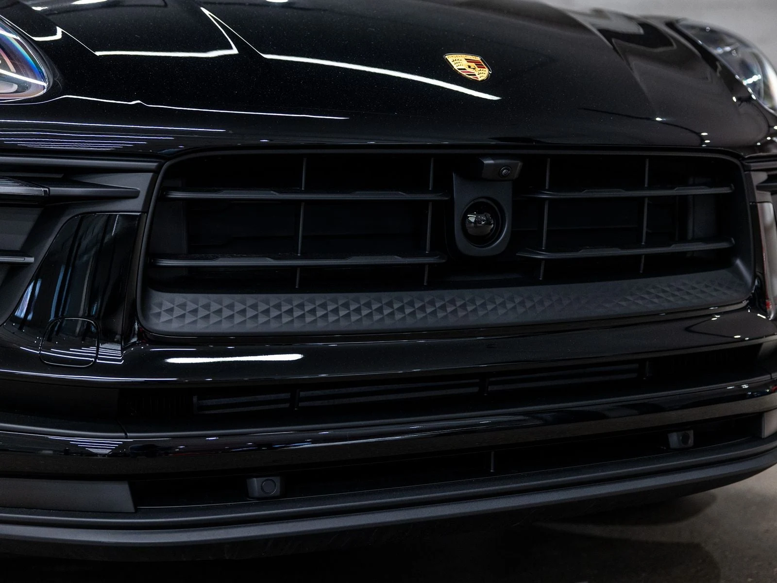2026 Porsche Macan (95B), 13/20