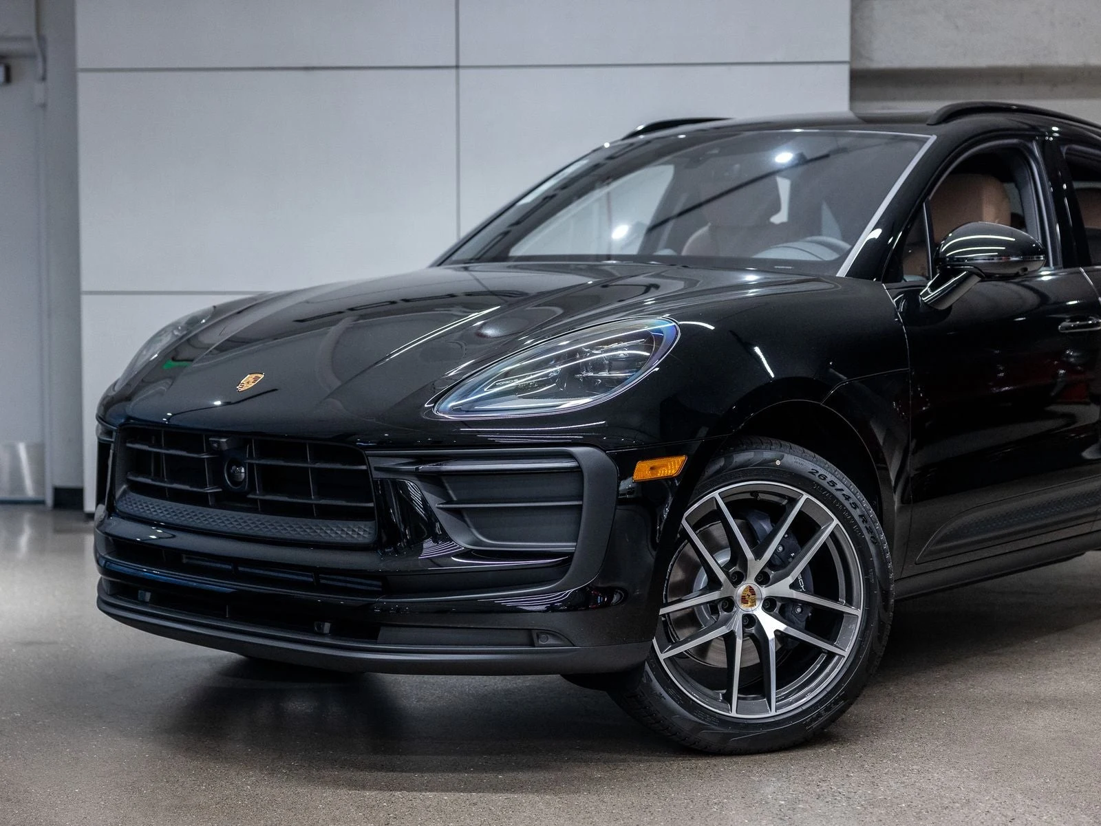2026 Porsche Macan (95B), 18/20