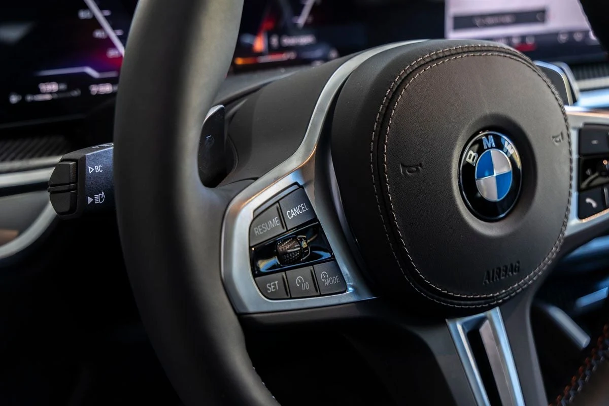 2027 BMW X6 M60i (G06), 20/20