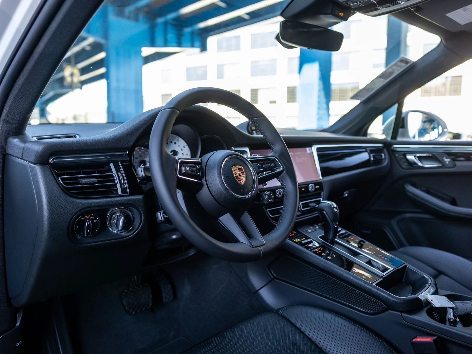 2026 Porsche Macan (95B), 4/20