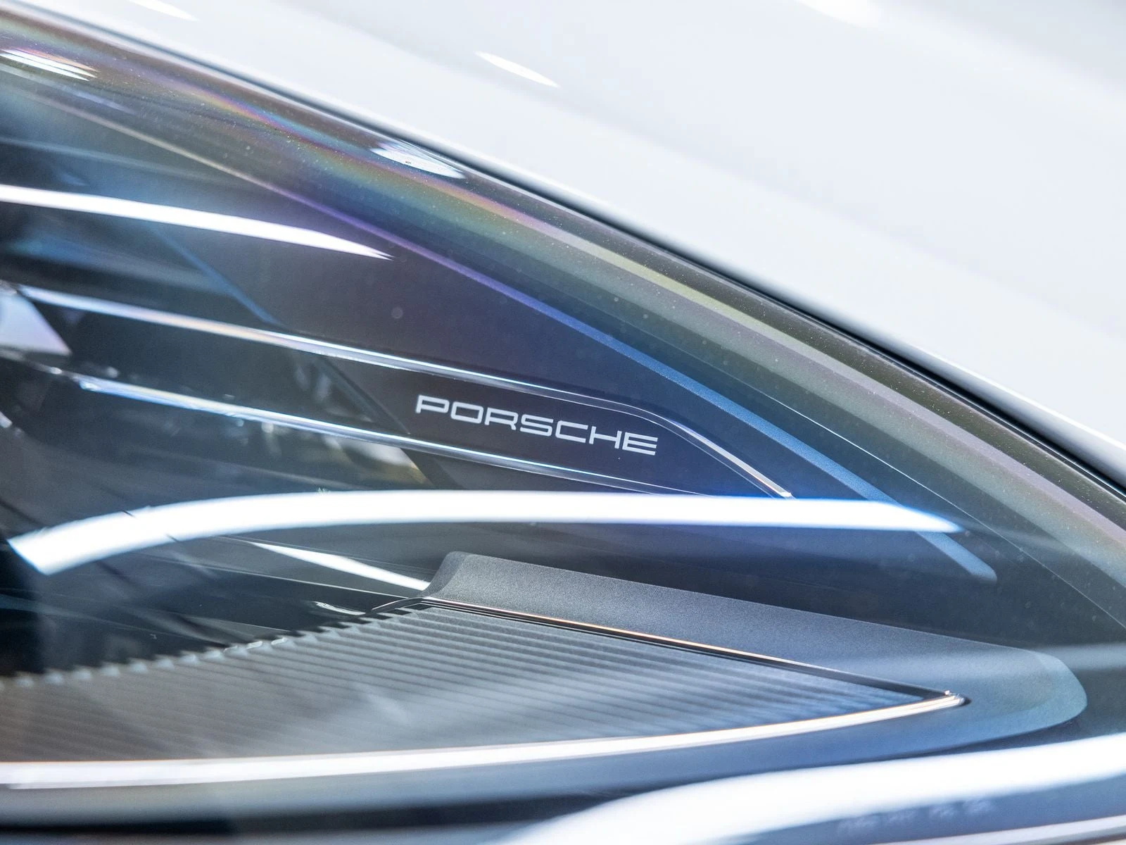 2026 Porsche Macan (95B), 14/20