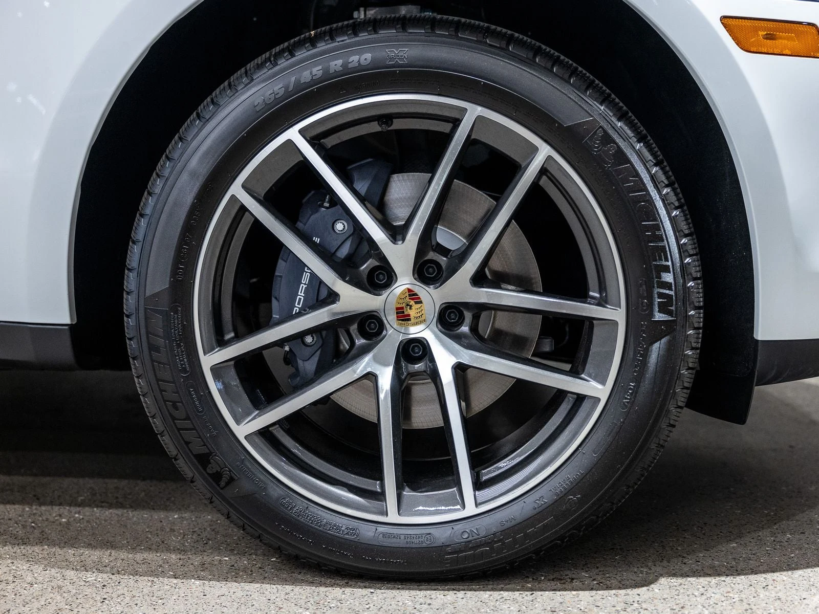 2026 Porsche Macan (95B), 20/20