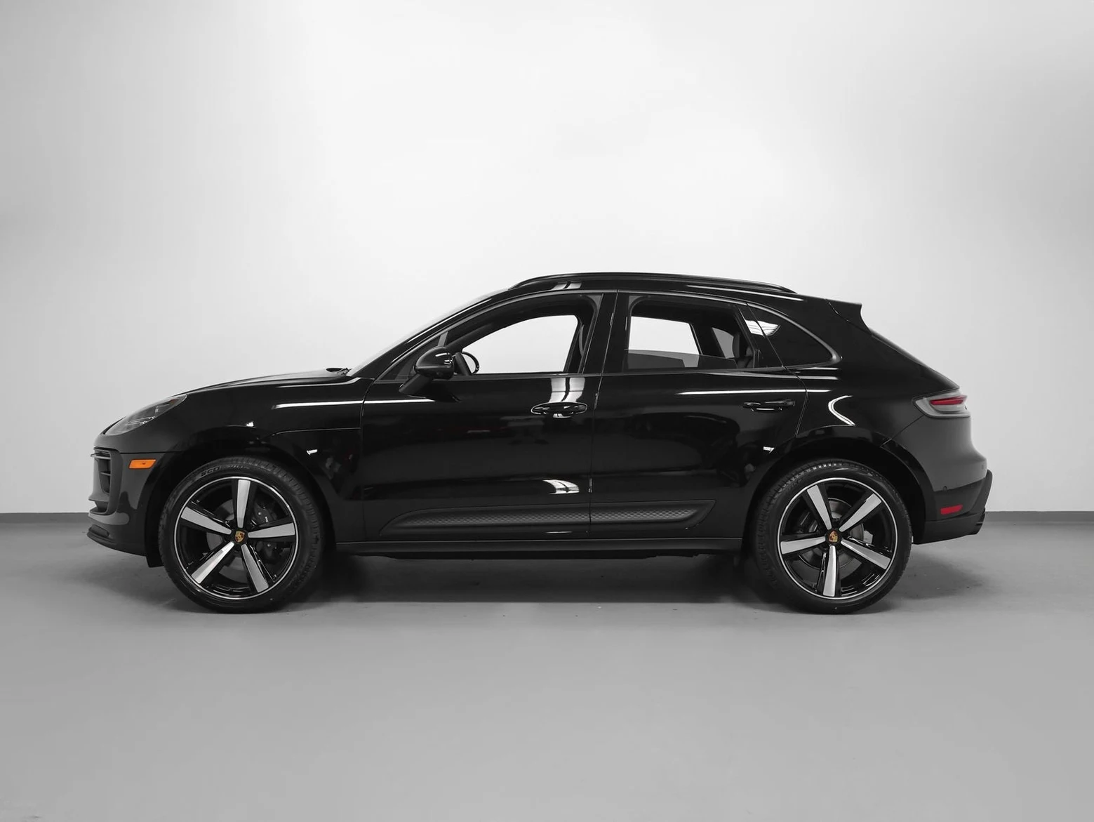 2026 Porsche Macan (95B), 2/20