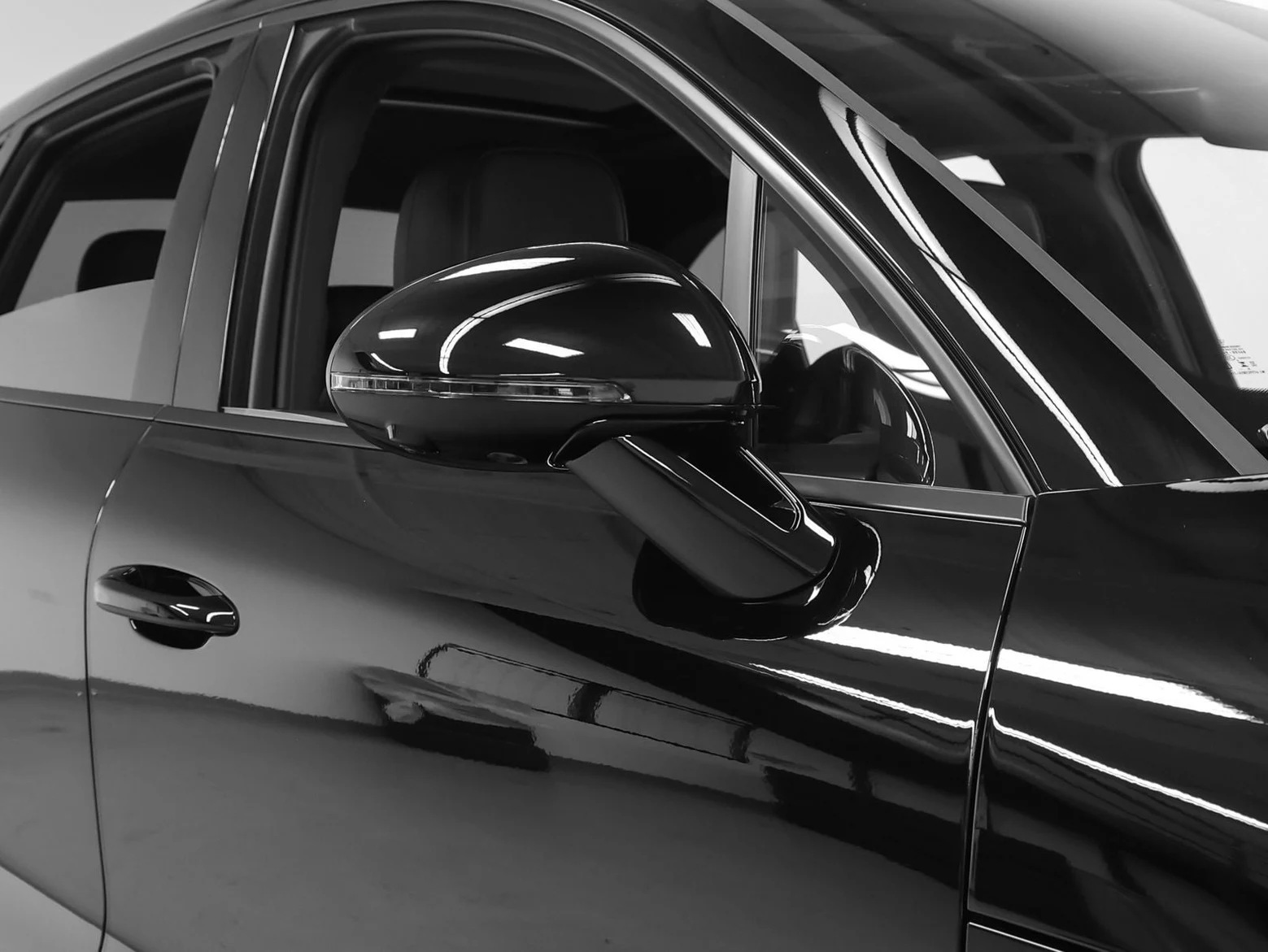 2026 Porsche Macan (95B), 13/20