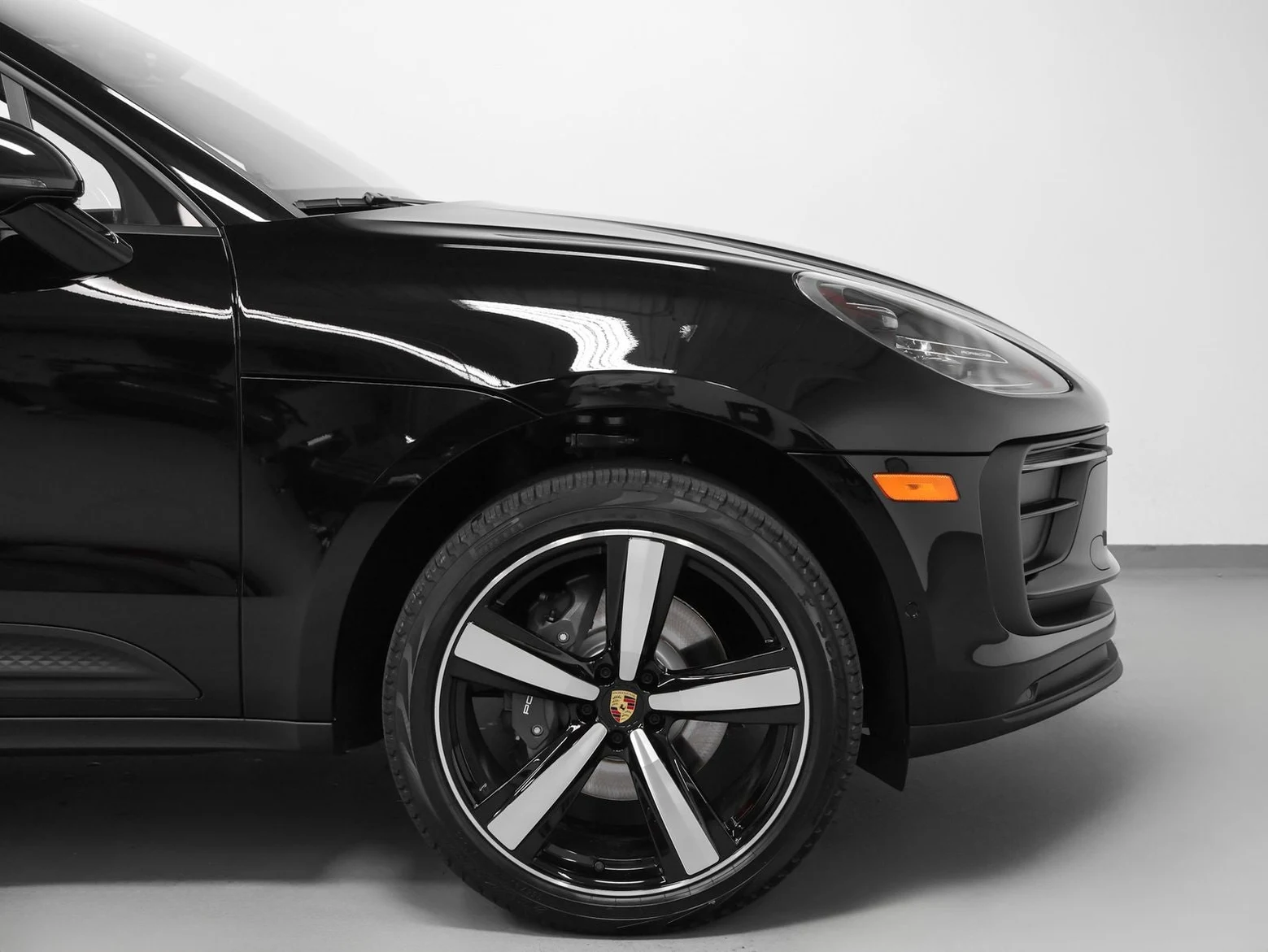 2026 Porsche Macan (95B), 14/20
