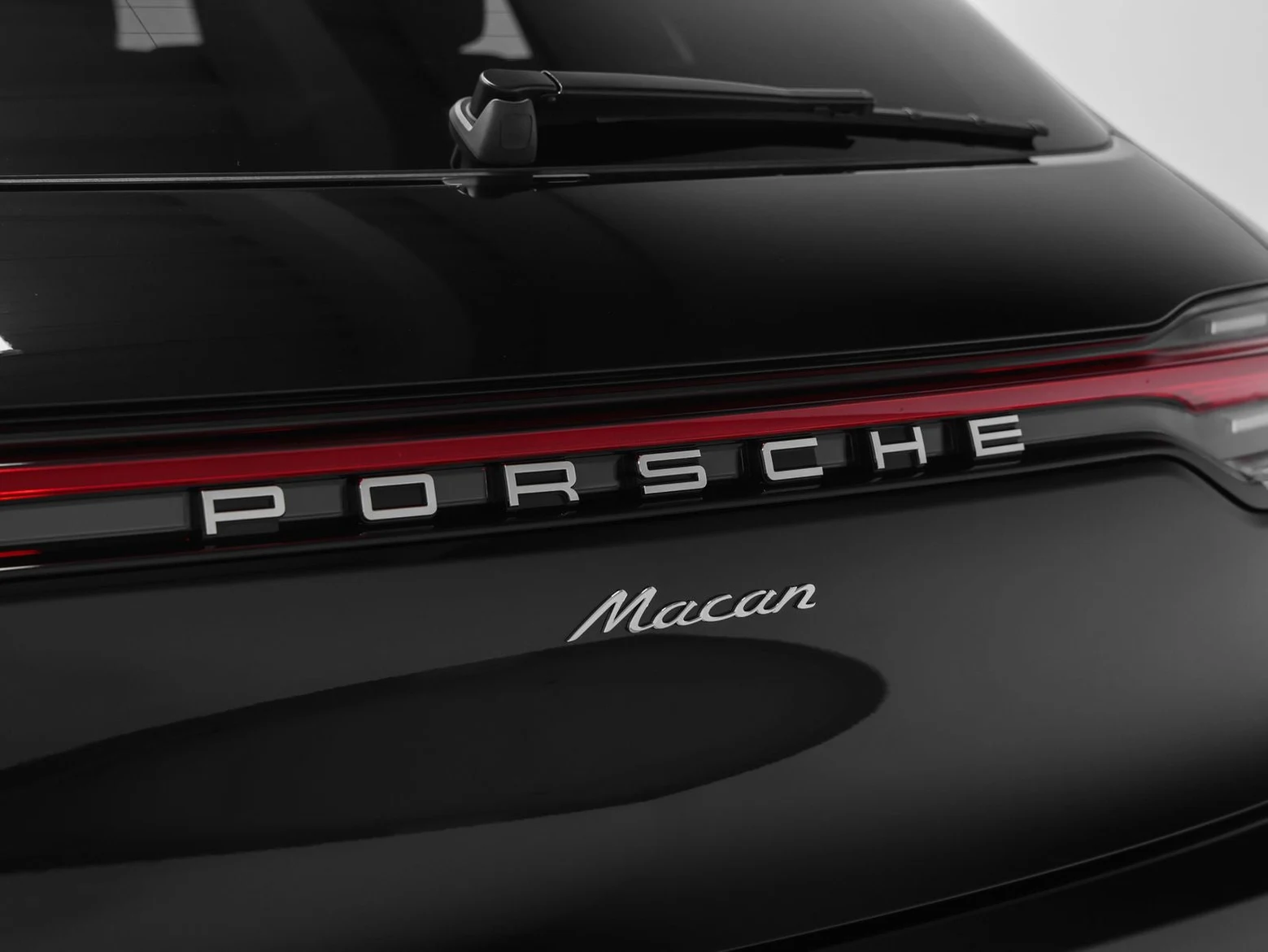 2026 Porsche Macan (95B), 18/20