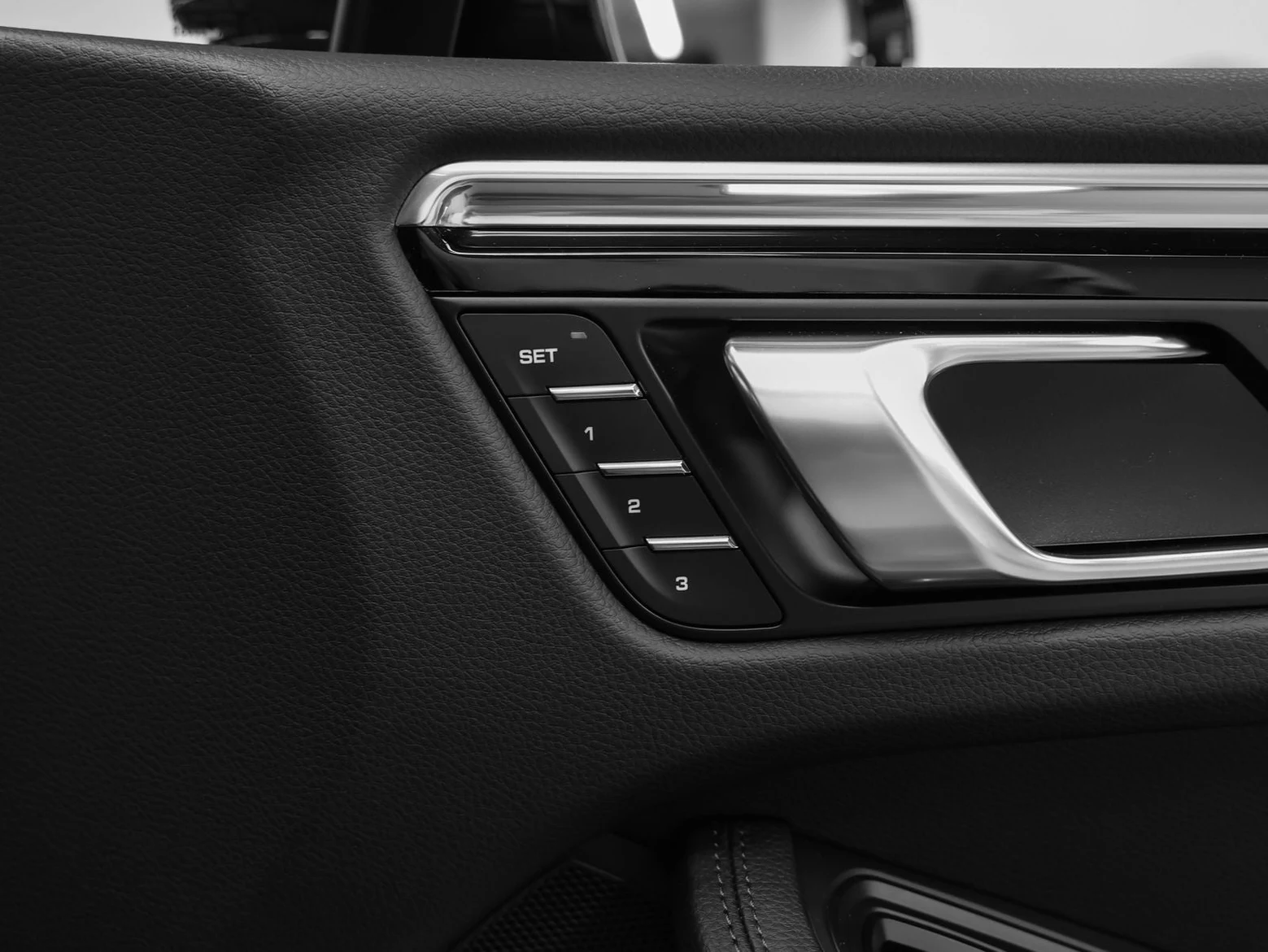 2026 Porsche Macan (95B), 20/20