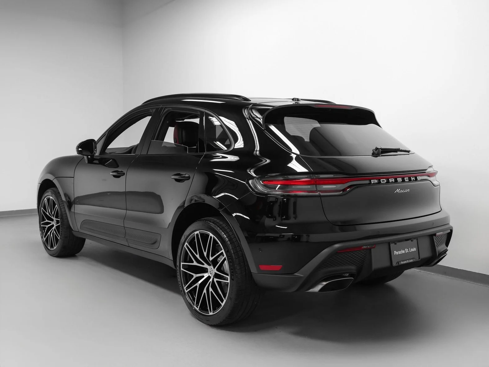 2026 Porsche Macan (95B), 3/20