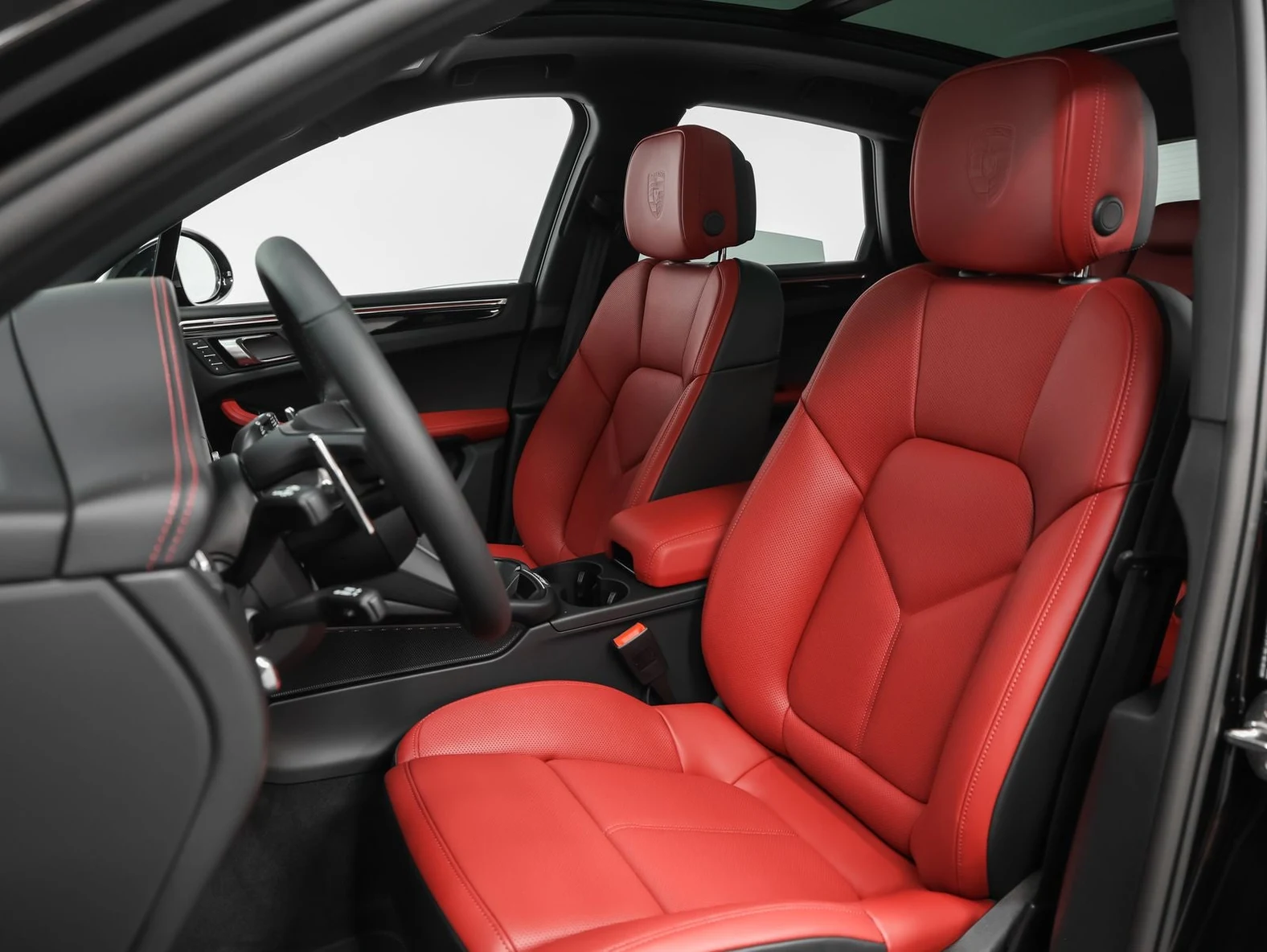 2026 Porsche Macan (95B), 5/20