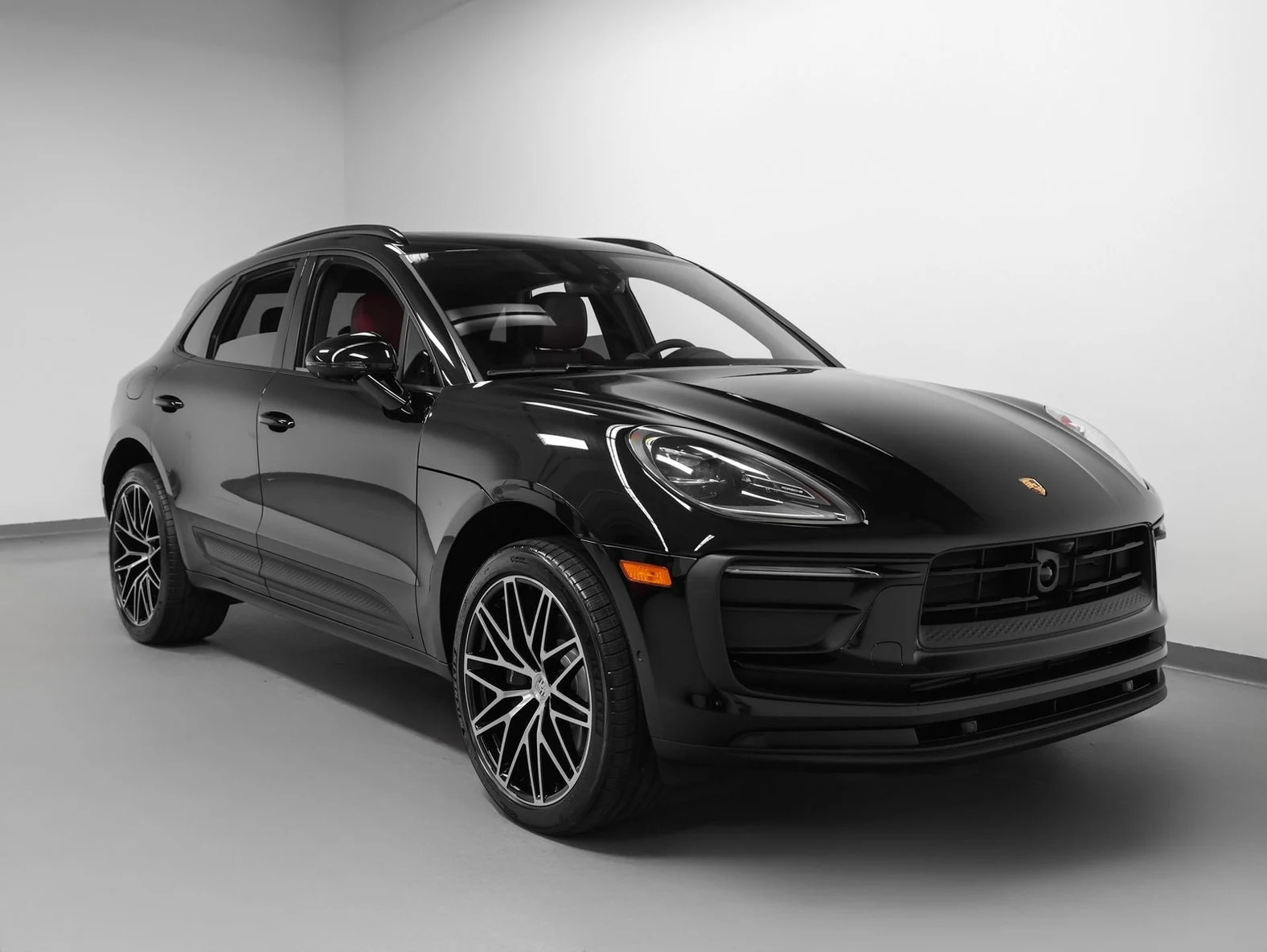 2026 Porsche Macan (95B), 9/20