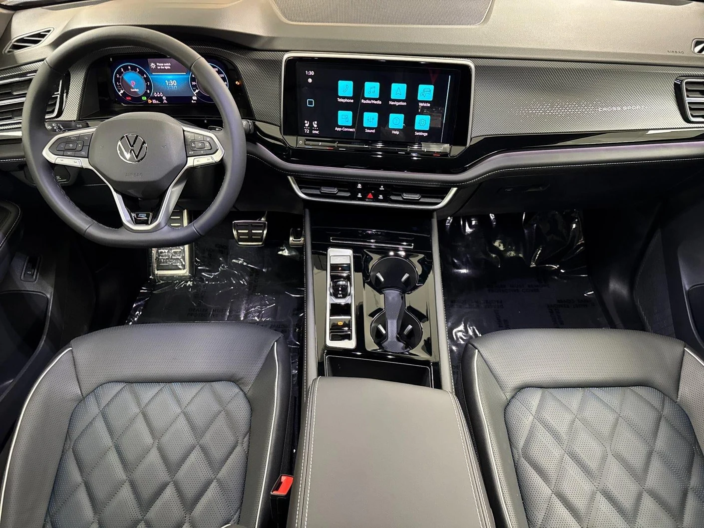 2026 Volkswagen Atlas Cross Sport 2.0T SEL Premium R-Line (2024 Update), 12/20