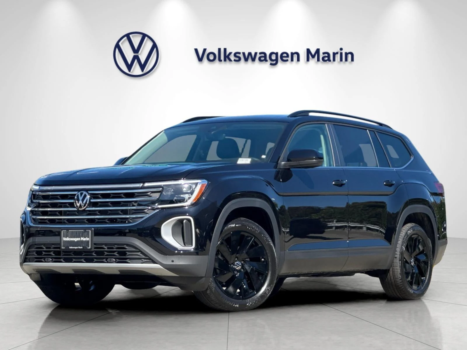 Volkswagen Atlas 2.0T SE with Technology (2024 Update) · Deep Black Pearl · Indigo Auto Group