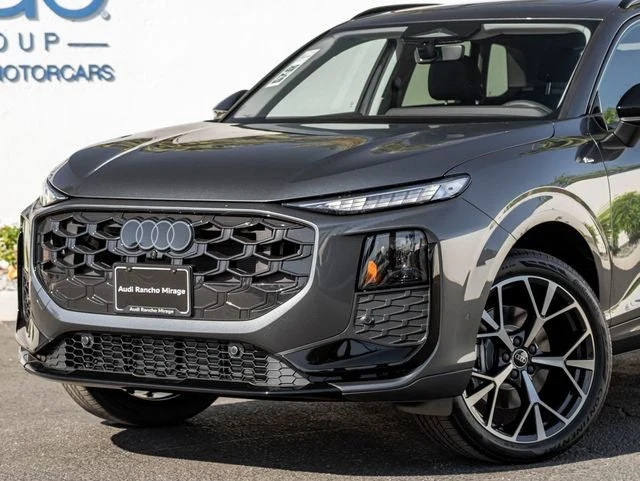 2026 Audi Q3 S line quattro (FJ), 2/20