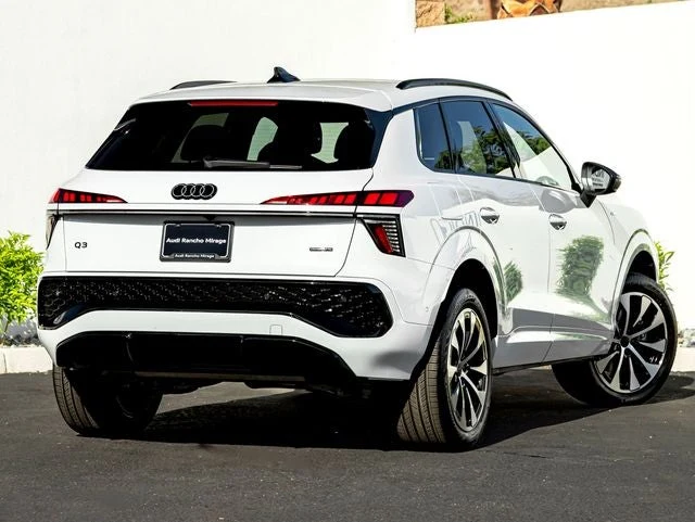 2026 Audi Q3 S line quattro (FJ), 8/20
