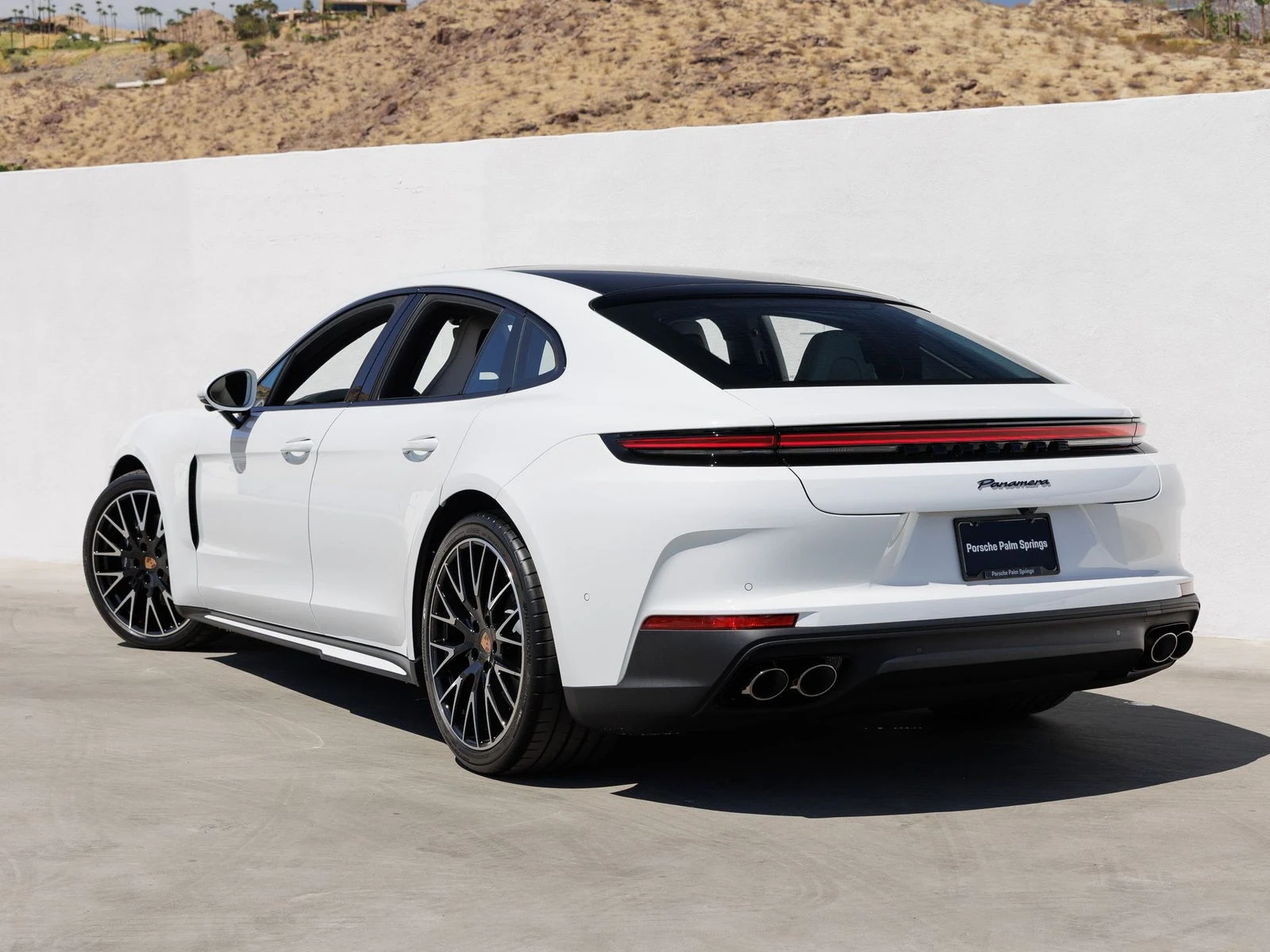 2026 Porsche Panamera (976), 3/20