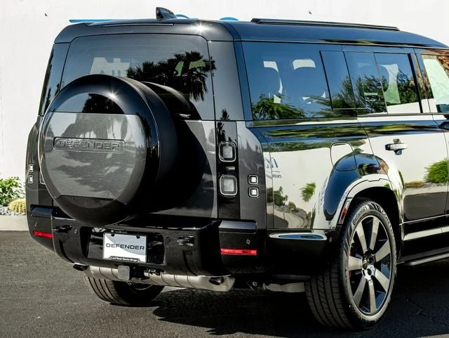 2026 Land Rover Defender 130 X (L663), 7/20