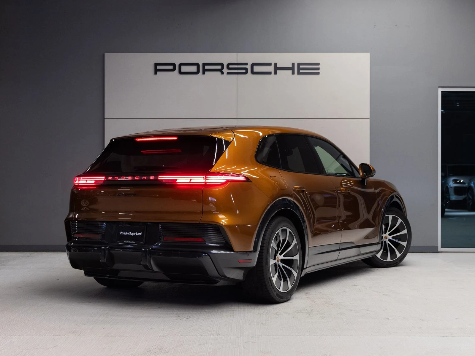 2026 Porsche Cayenne Electric (E4), 7/20