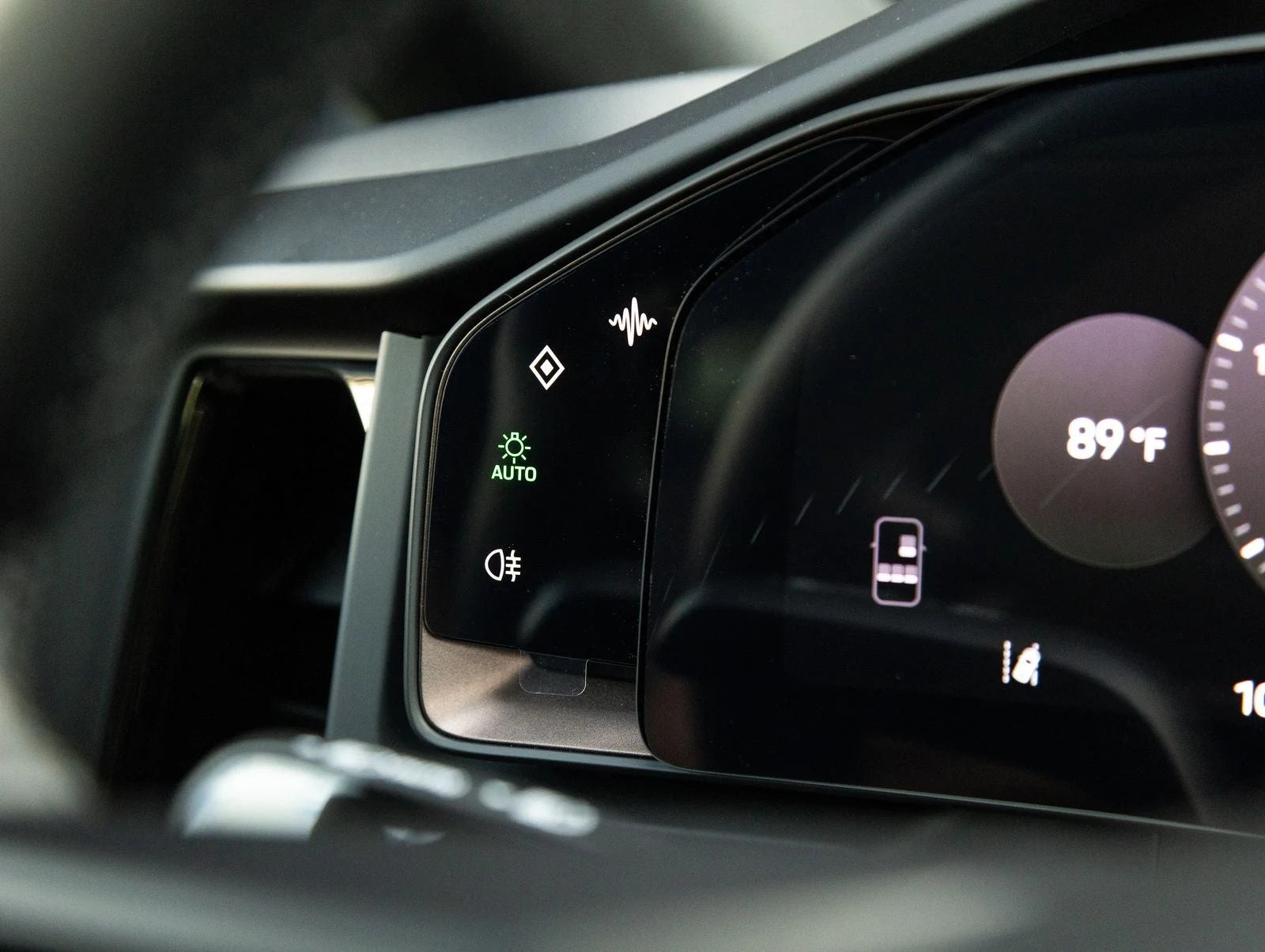 2026 Porsche Cayenne Electric (E4), 17/20