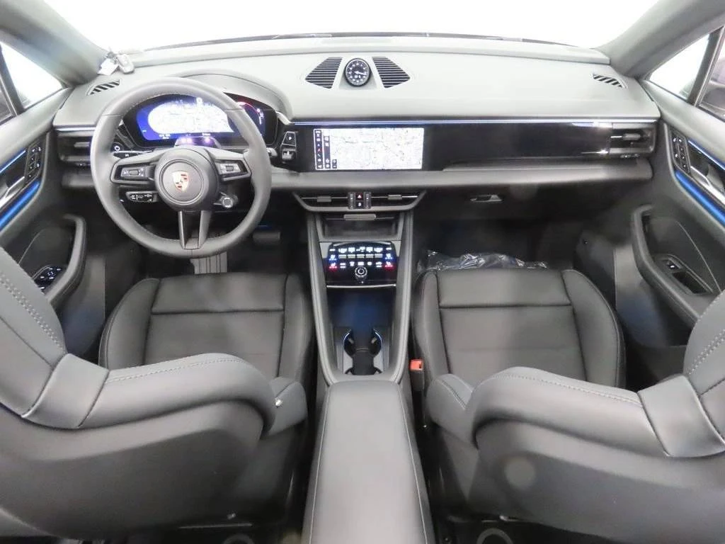 2026 Porsche Macan 4 Electric (XAB), 17/20