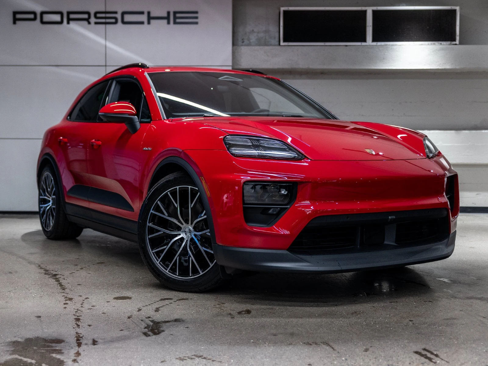 2026 Porsche Macan 4 Electric (XAB), 10/20