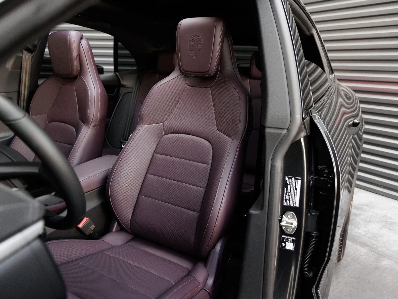 2026 Porsche Macan Electric (XAB), 5/20