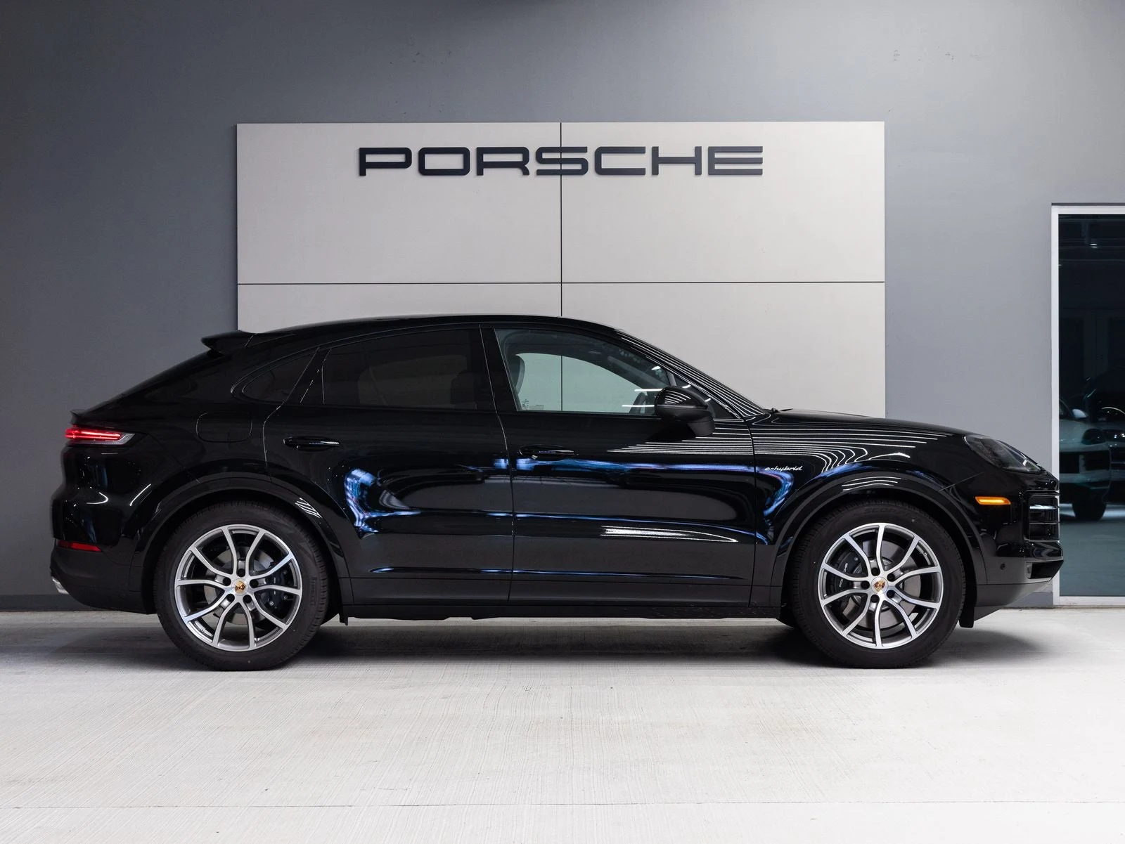 2026 Porsche Cayenne E-Hybrid Coupé (3rd Generation), 8/20