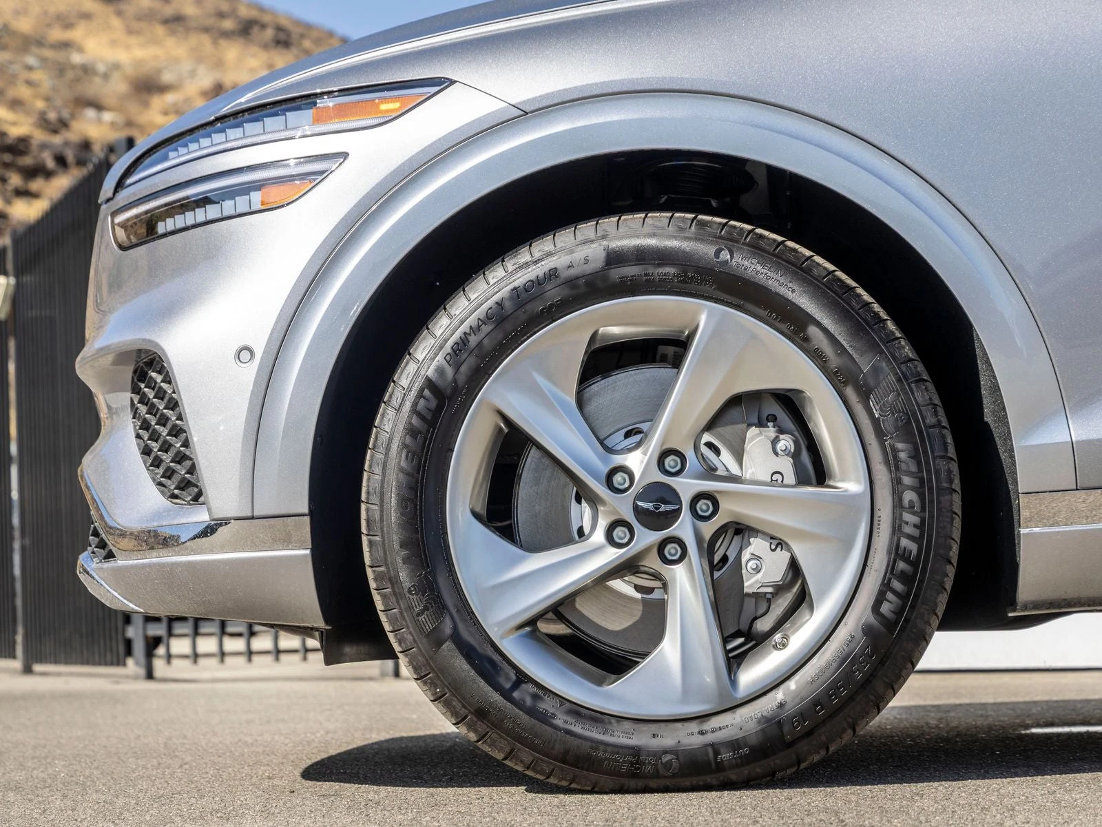 2026 Genesis GV70 2.5T Advanced (2024 Update), 4/20