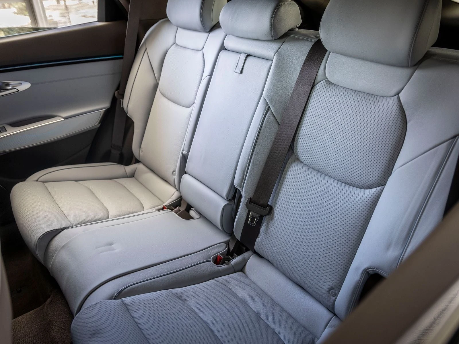 2026 Genesis GV70 2.5T Advanced (2024 Update), 20/20