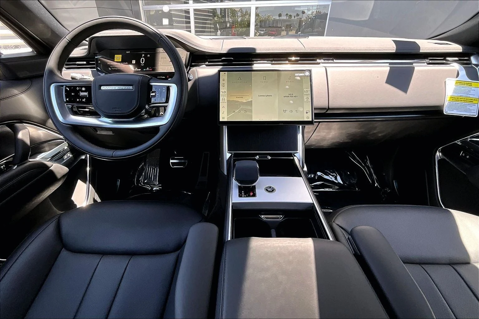 2026 Land Rover Range Rover SE LWB (L460), 5/15