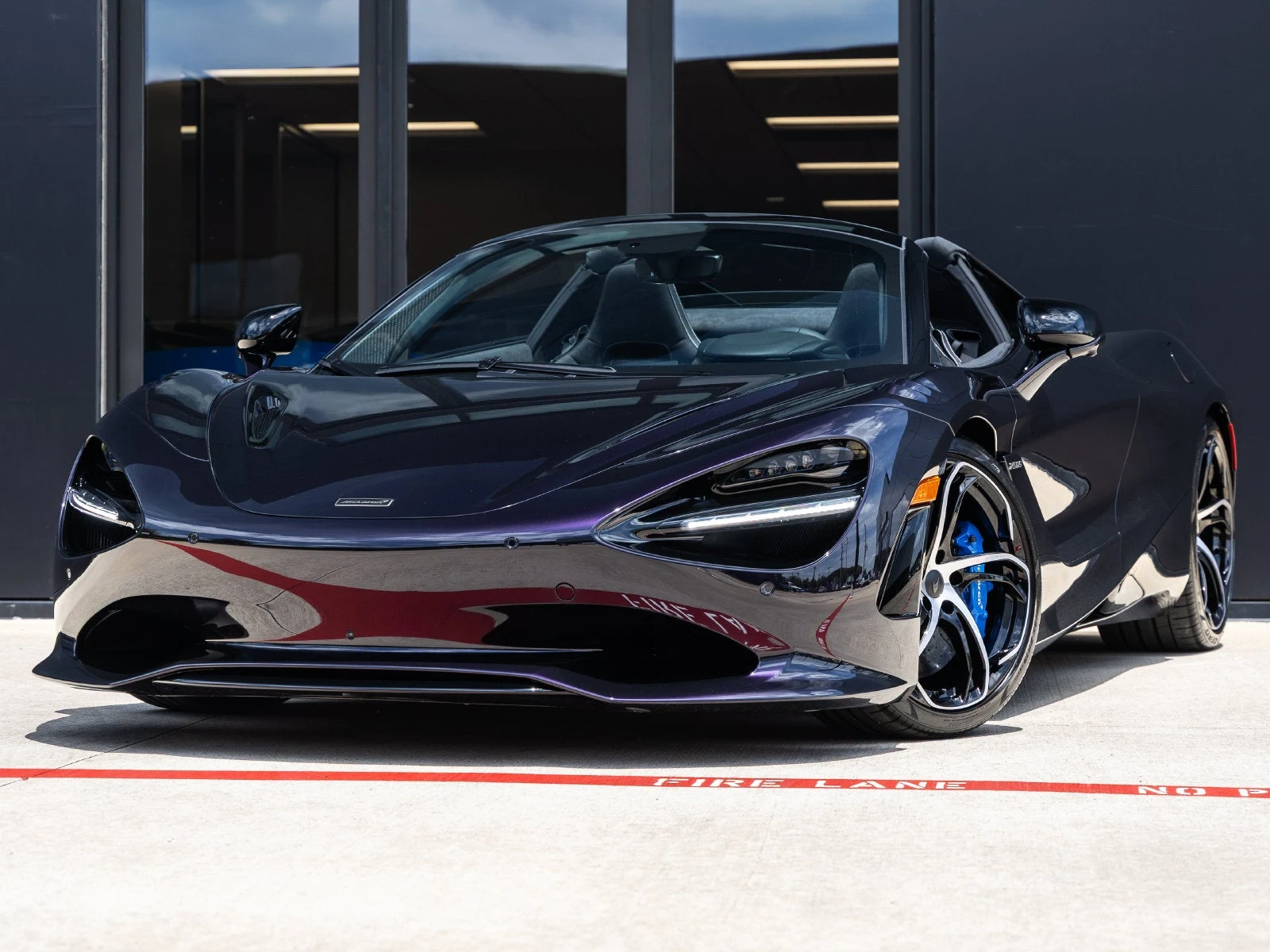 McLaren 750S Spider · Mso Amethyst Black · Indigo Auto Group