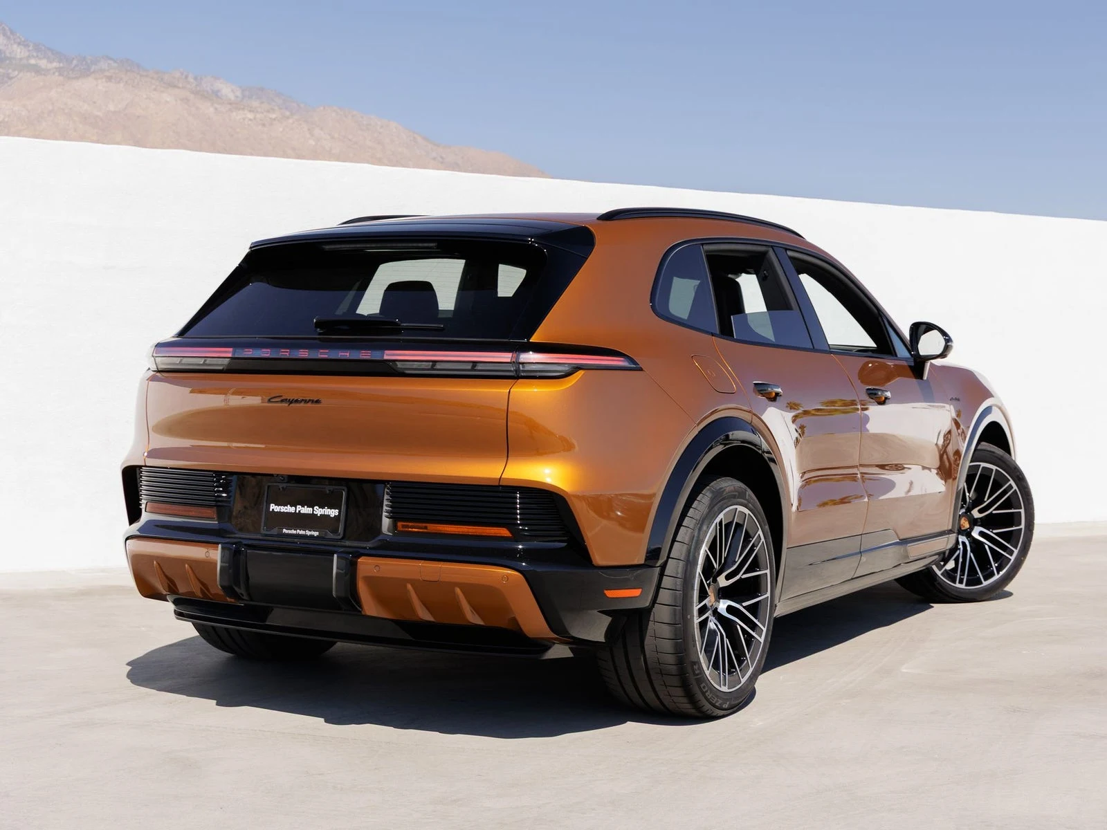 2026 Porsche Cayenne Electric (E4), 7/20