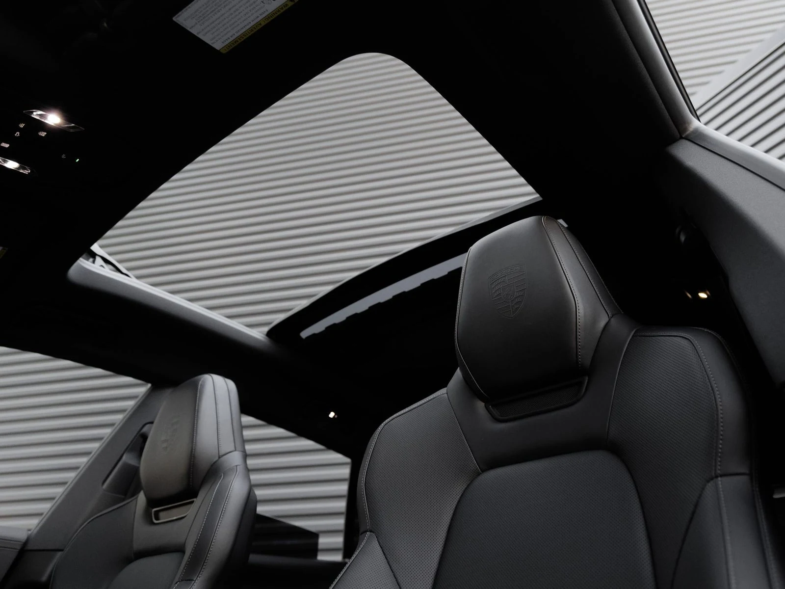 2026 Porsche Cayenne Electric (E4), 15/20