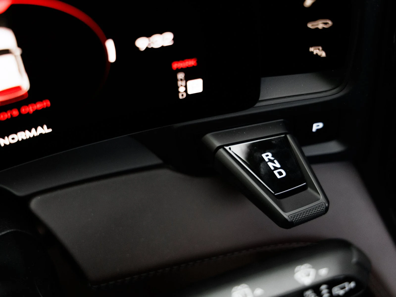 2026 Porsche Cayenne Turbo Electric (E4), 20/20