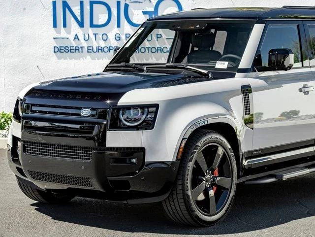 2026 Land Rover Defender 110 X (L663), 2/20