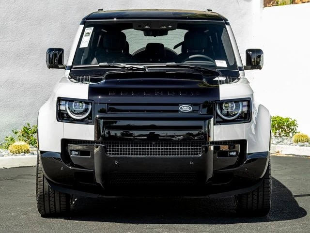 2026 Land Rover Defender 110 X (L663), 3/20