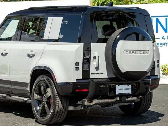 2026 Land Rover Defender 110 X (L663), 10/20