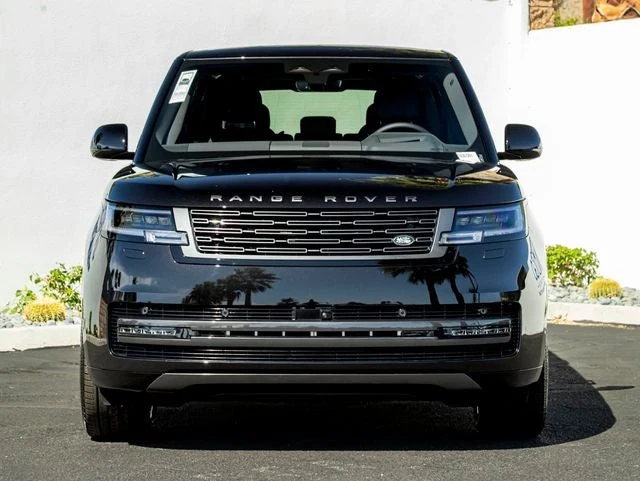 2026 Land Rover Range Rover SE LWB (L460), 3/20