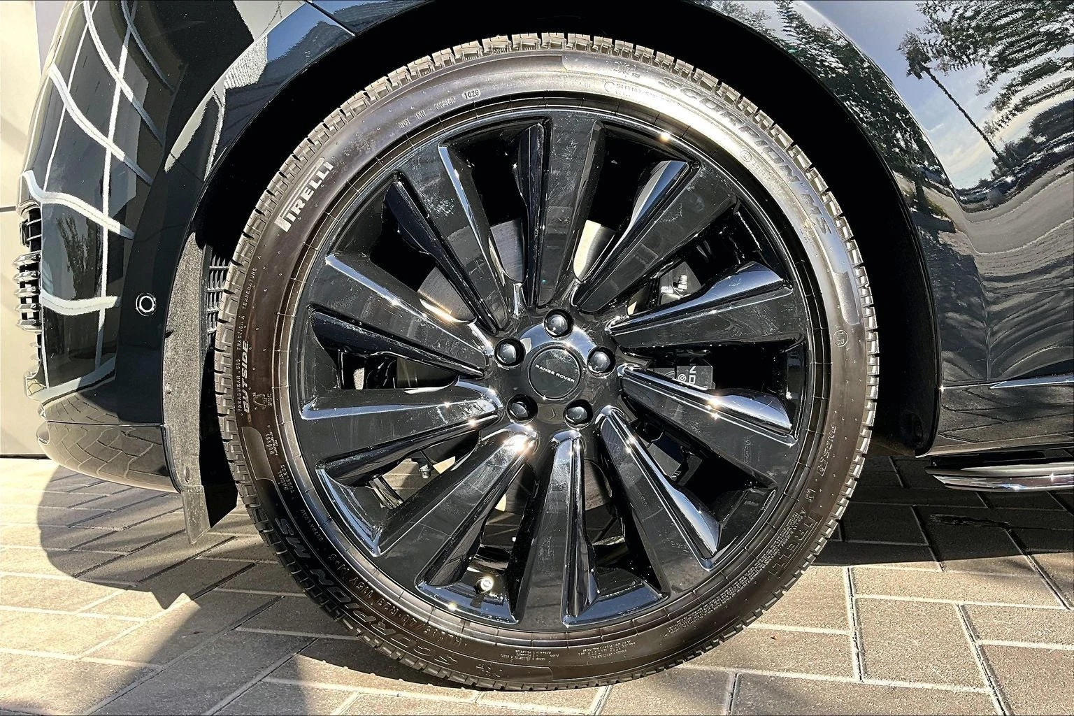 2026 Land Rover Range Rover SV Black Edition LWB (L460), 13/15